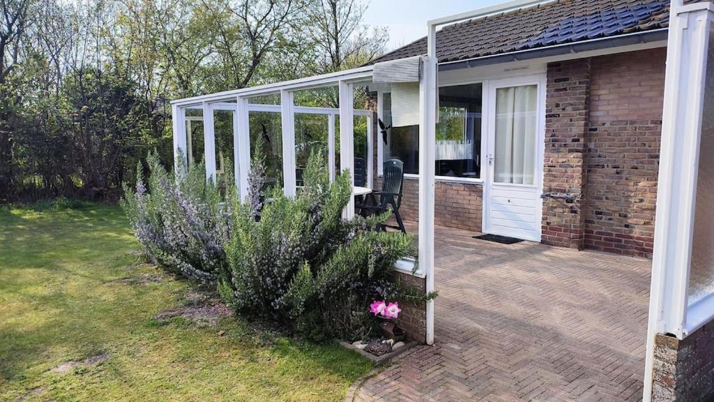 Vakantiehuis Hollum Ameland Dichtbij Strand En Met Ruime Tuin - Ameland39 Nl Ngoại thất bức ảnh