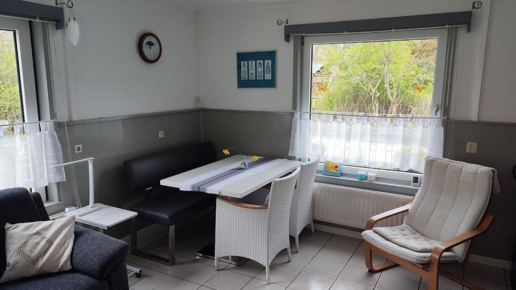 Vakantiehuis Hollum Ameland Dichtbij Strand En Met Ruime Tuin - Ameland39 Nl Ngoại thất bức ảnh